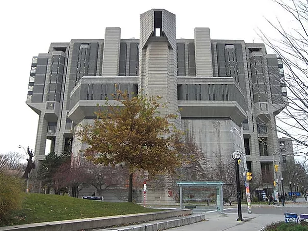 Biblioteca brutalista de Toronto